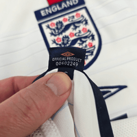 2003/05 England Home Football Shirt (S) Umbro 5 Ferdinand - Football Finery - FF300629