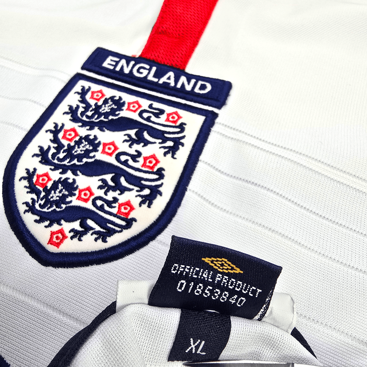 2003/05 England Home Football Shirt (XL) Umbro 7 Beckham - Football Finery - FF302888