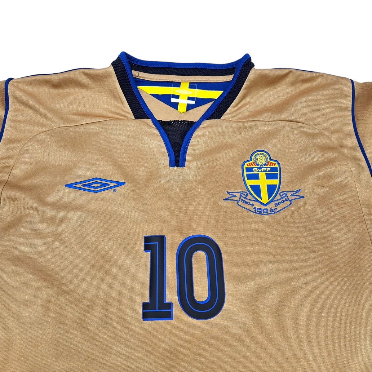 2004 Sweden Third Football Shirt (XL) Umbro #10 Ibrahimovic (Centenary) - Football Finery - FF203846