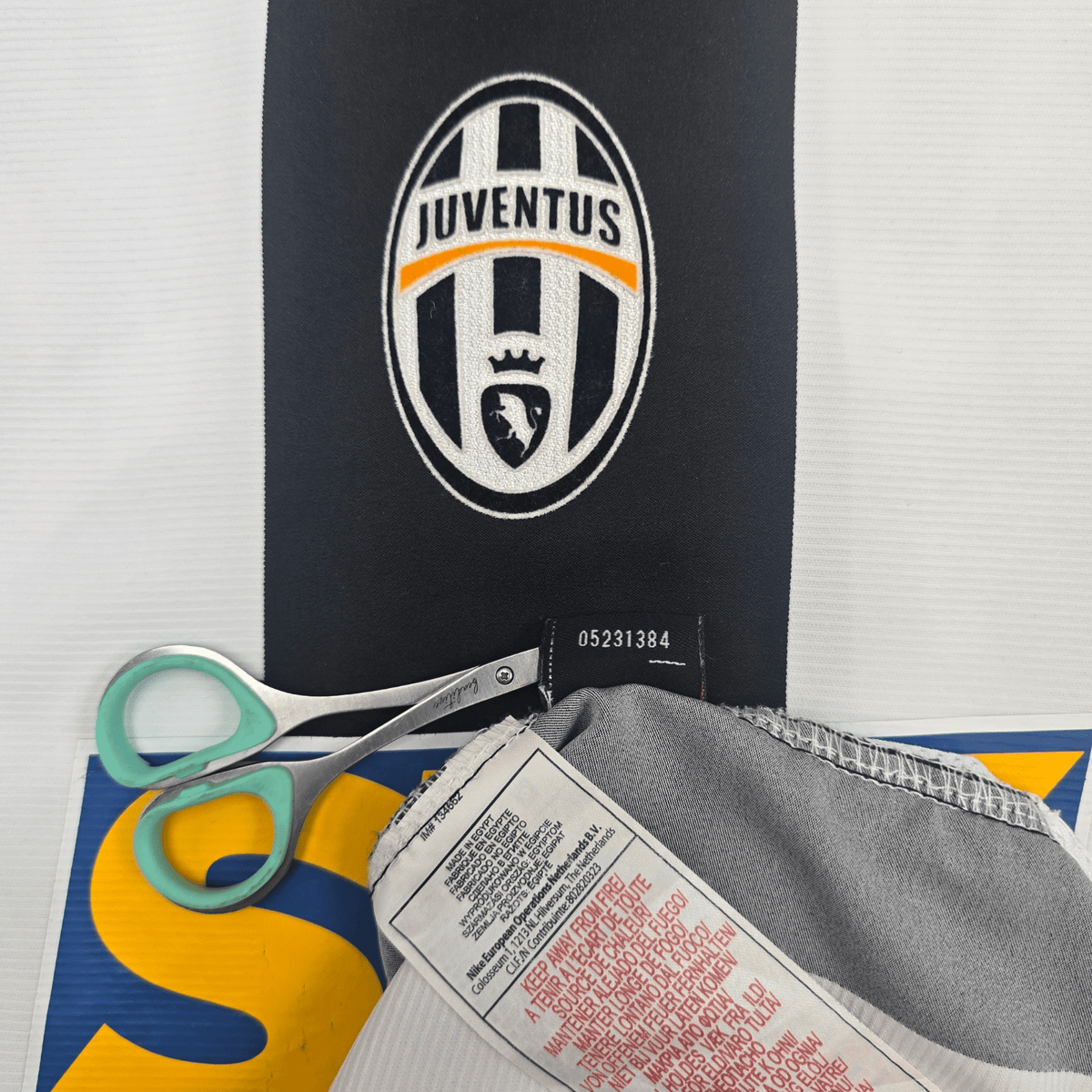 2004/05 Juventus Home Football Shirt (S) Nike 10 Del Piero - Football Finery - FF303786