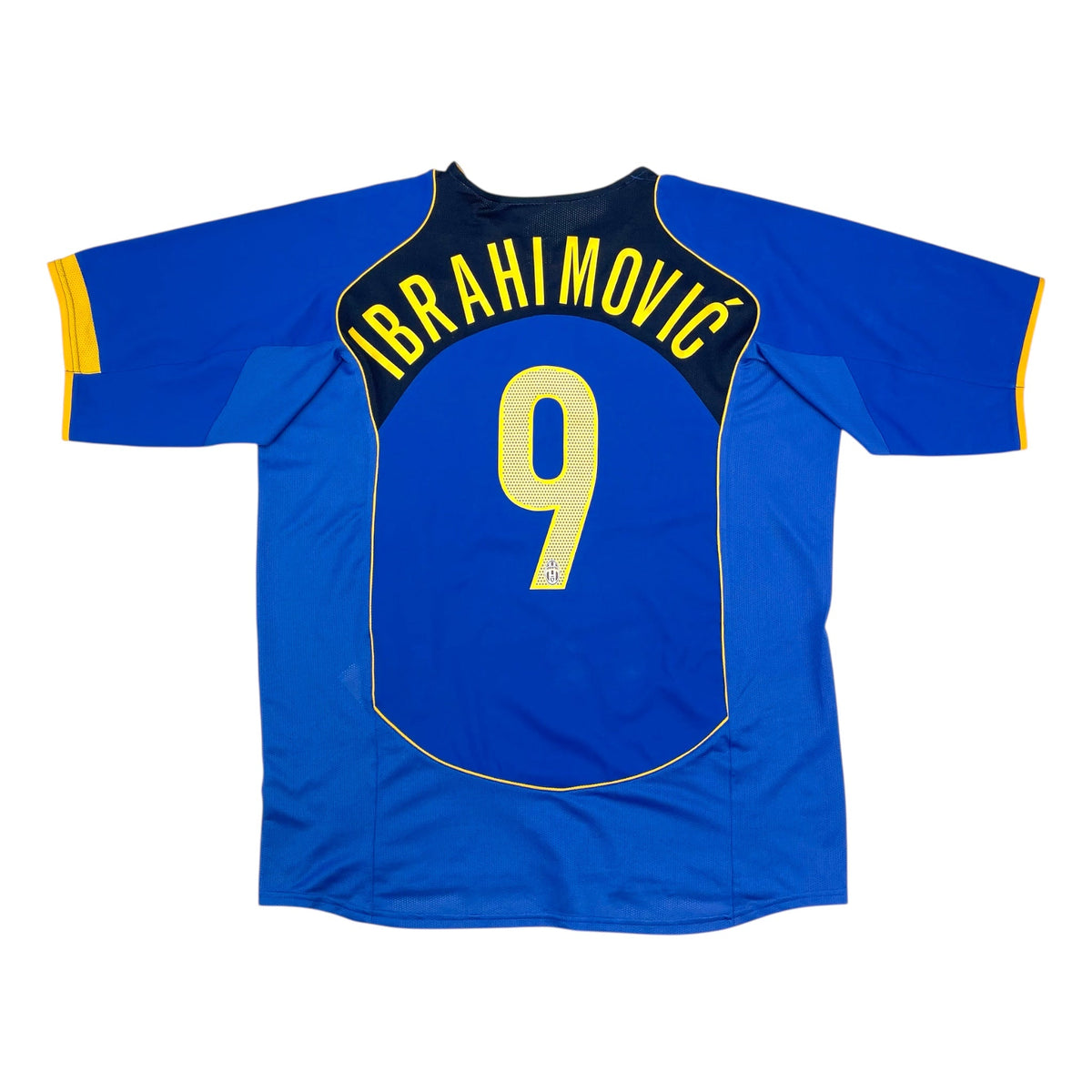 2004/05 Juventus Third Football Shirt (XL) Nike 9 Ibrahimovic - Football Finery - FF300574