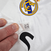 2004/05 Real Madrid Home Football Shirt (L) Adidas #5 Zidane - Football Finery - FF300162