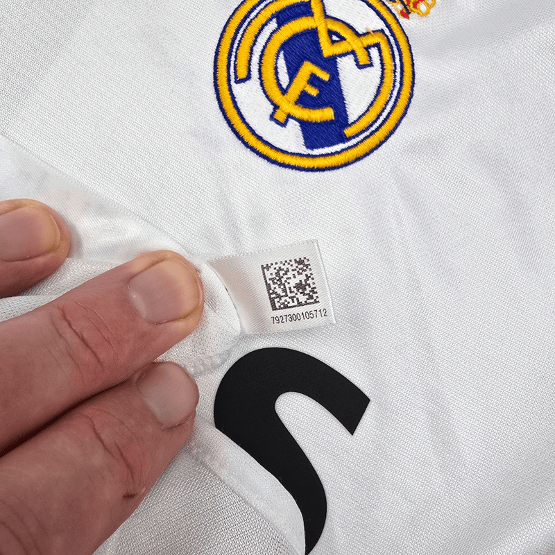2004/05 Real Madrid Home Football Shirt (L) Adidas #5 Zidane - Football Finery - FF300162