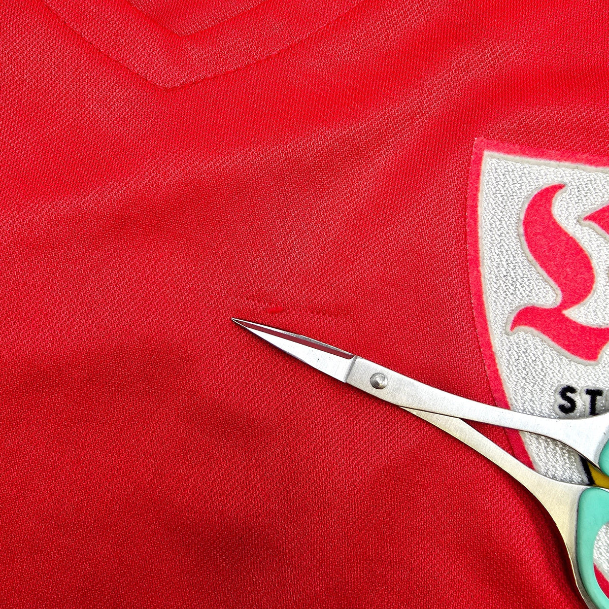 2004/05 Stuttgart Away Football Shirt (XL) Puma - Football Finery - FF304759