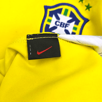 2004/06 Brazil Home Football Shirt (M) Nike 9 Ronaldo - Football Finery - FF301252