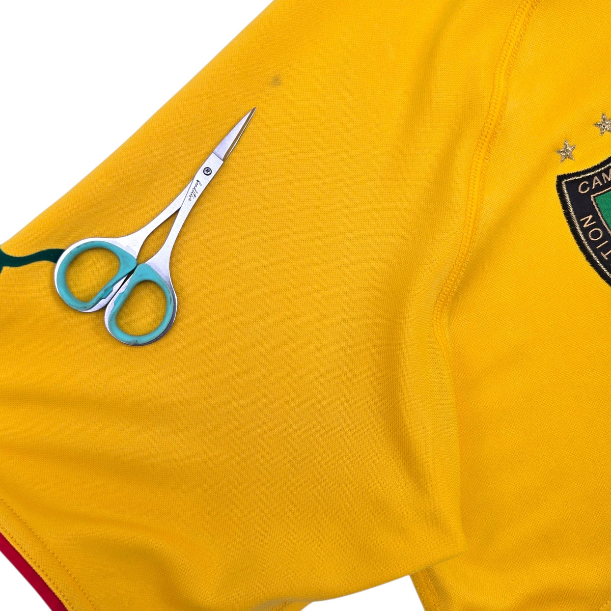 2004/06 Cameroon Away Football Shirt (M) Puma - Football Finery - FF304261