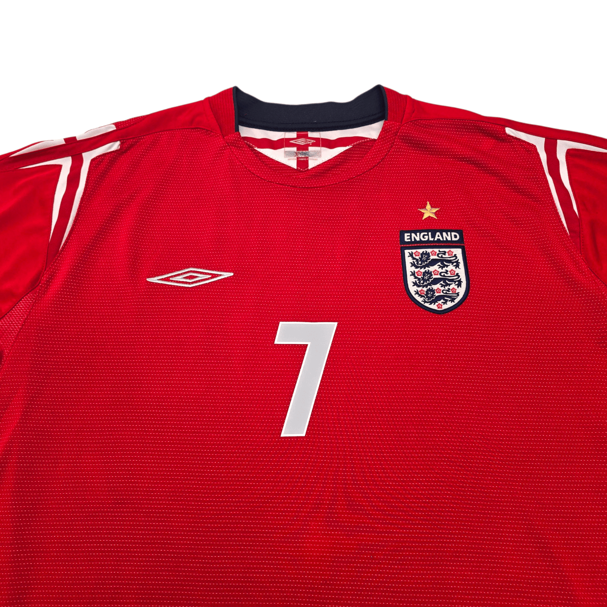 2004/06 England Away Football Shirt (2XL) Umbro 7 Beckham - Football Finery - FF304568