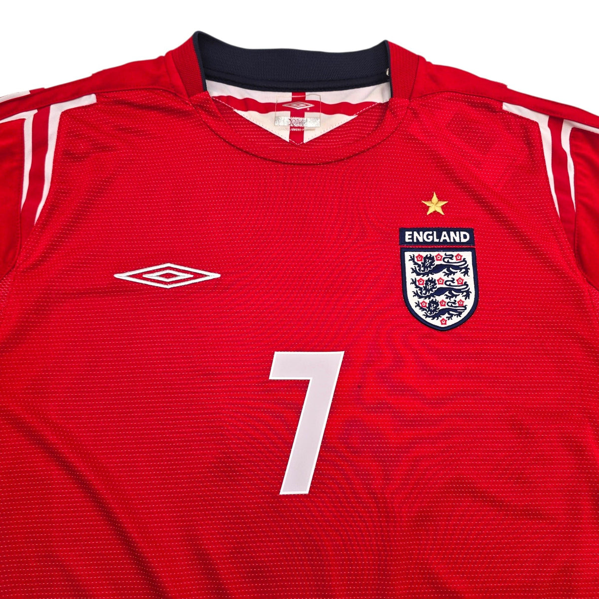 2004/06 England Away Football Shirt (L) Umbro 7 Beckham - Football Finery - FF305840