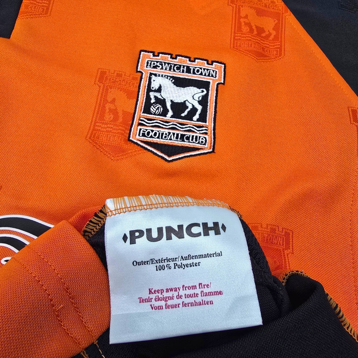 2004/06 Ipswich Town Away Football Shirt (L) Punch - Football Finery - FF306303
