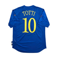 2004/06 Italy Home Football Shirt (XL) Puma 10 Totti - Football Finery - FF304464