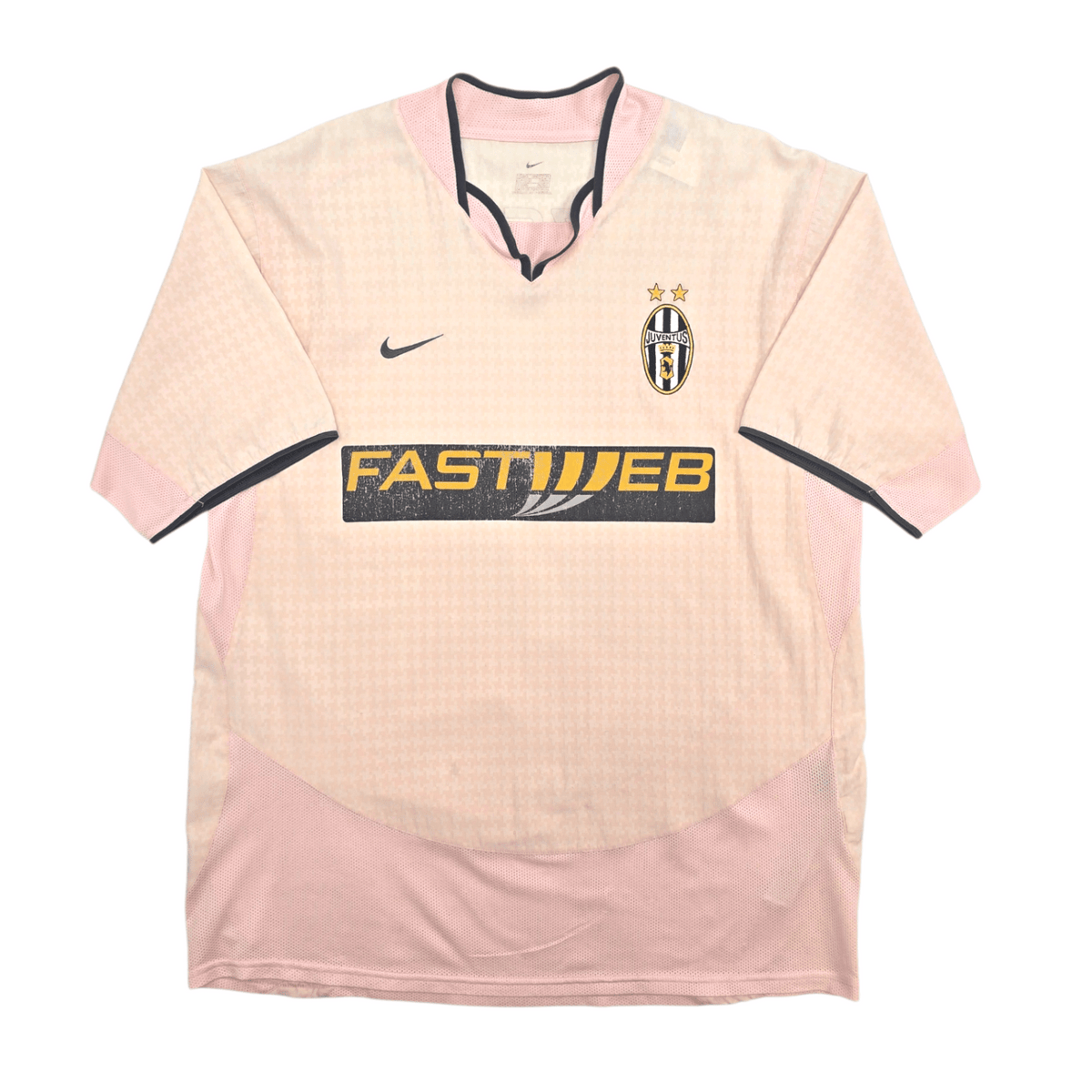 2004/06 Juventus Away Football Shirt (L) Nike 17 Trezeguet - Football Finery - FF303900