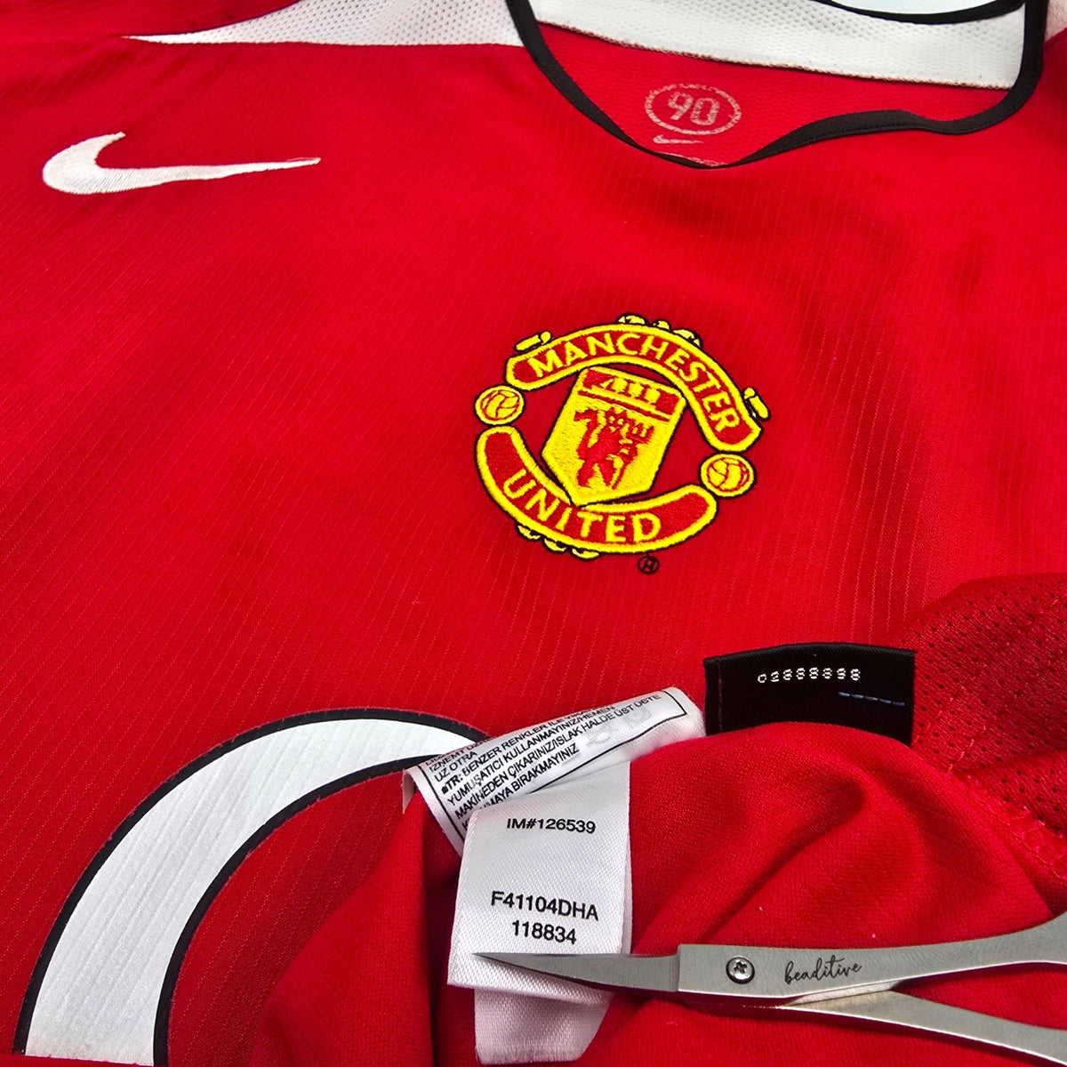 2004/06 Manchester United Home Football Shirt (XL) Nike 7 Ronaldo - Football Finery - FF306385