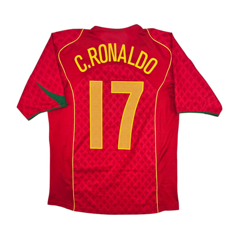 2004/06 Portugal Home Football Shirt (M) Nike 17 C.Ronaldo - Football Finery - FF301562