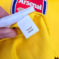 2005/06 Arsenal Away Football Shirt (S) Nike 14 Henry - Football Finery - FF301222