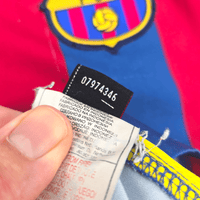 2005/06 Barcelona Home Football Shirt (2XL) Nike 10 Ronaldinho - Football Finery - FF301789