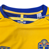 2005/06 Sweden Home Football Shirt (M) Umbro 10 Ibrahimovic - Football Finery - FF305763