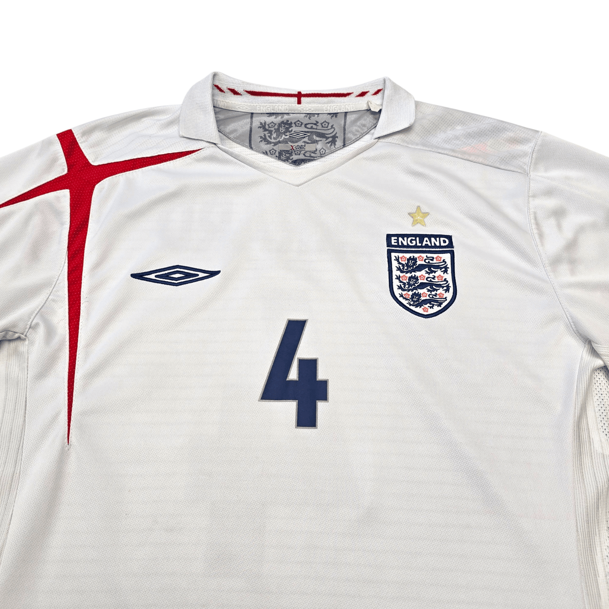 2005/07 England Home Football Shirt (XL) Umbro 4 Gerrard - Football Finery - FF304821