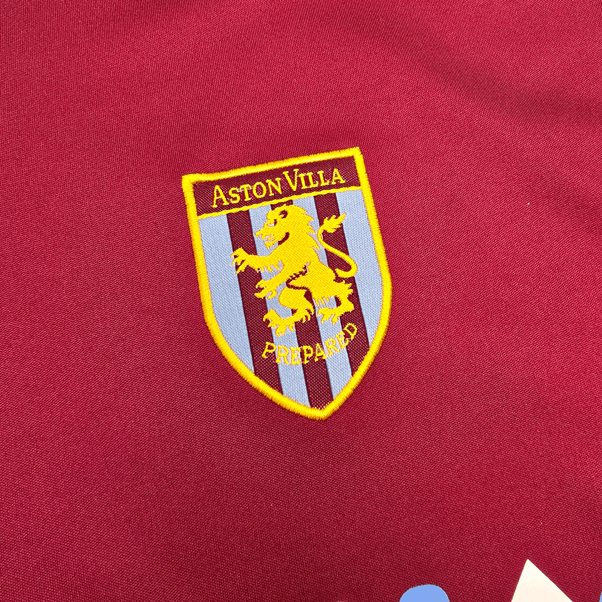 2006/07 Aston Villa Home Football Shirt (XL) Hummel - Football Finery - FF304177