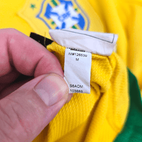 2006/07 Brazil Home Football Shirt (M) Nike 7 Adriano - Football Finery - FF301592