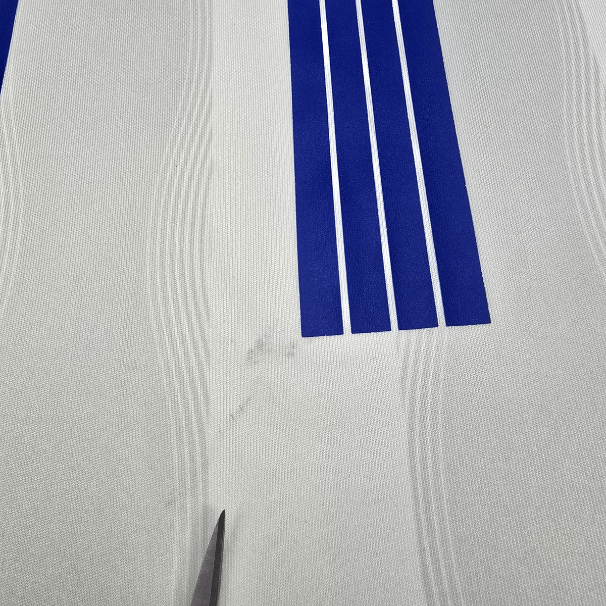 2006/07 Chelsea Away Football Shirt (S) Adidas 11 Drogba - Football Finery - FF302893