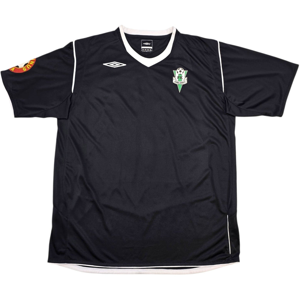 2006/07 Jablonec Away Football Shirt (L) Umbro 21 - Football Finery - FF305910