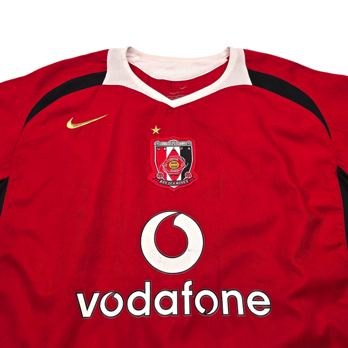 2006/07 Urawa Red Diamonds Home Football Shirt (L) Nike - Football Finery - FF302272