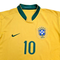 2006/08 Brazil Home Football Shirt (M) Nike 10 Ronaldinho - Football Finery - FF305244
