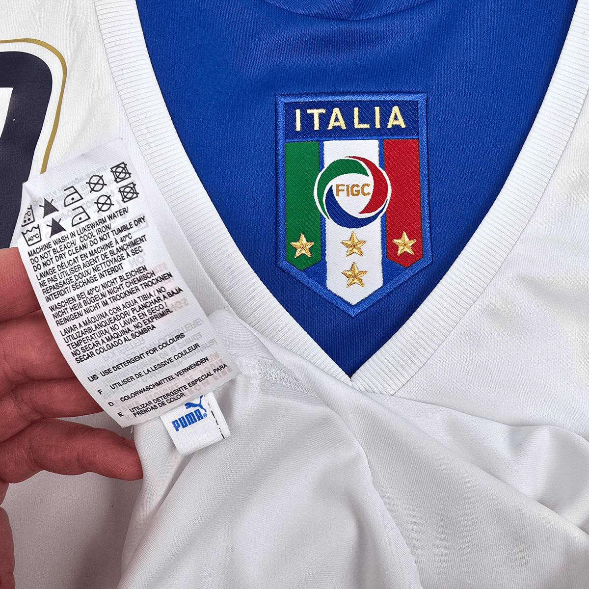 2006/08 Italy Away Football Shirt (XL) Puma 10 Totti - Football Finery - FF305351