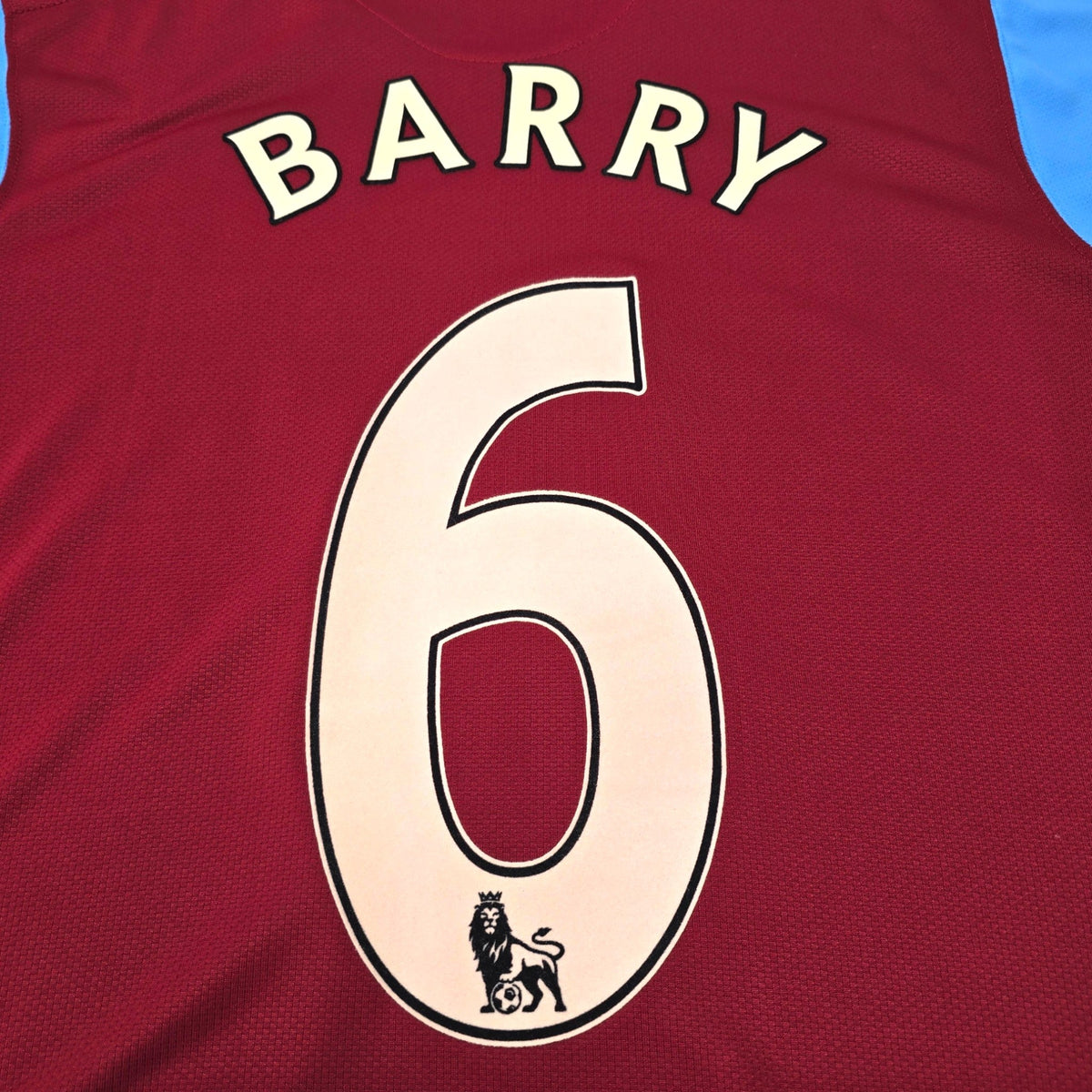2007/08 Aston Villa Home Football Shirt (M) Nike 6 Barry - Football Finery - FF307452