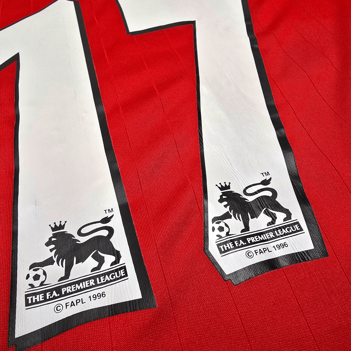 2007/08 Liverpool Home Football Shirt (S) Adidas 17 Bellamy - Football Finery - FF304198