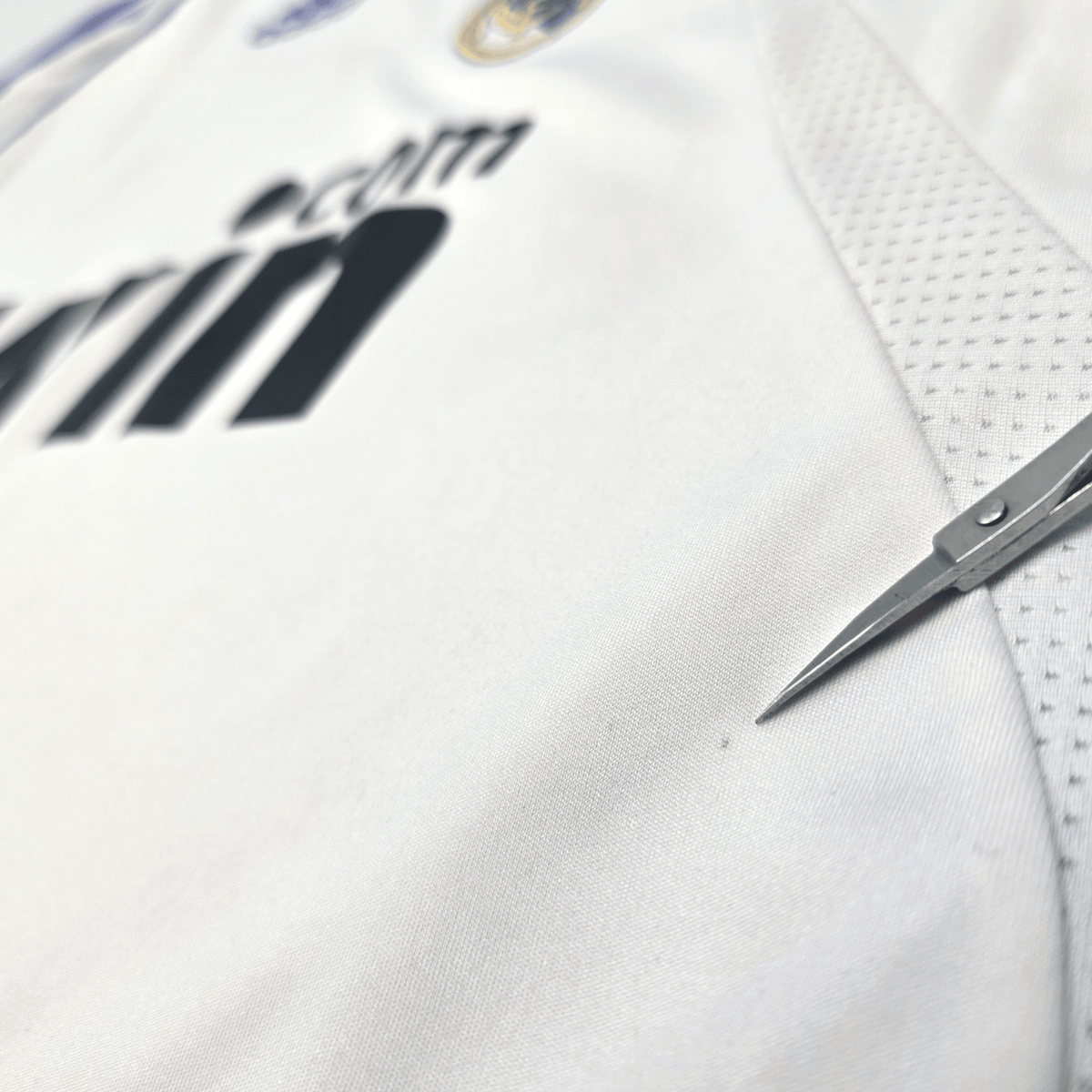 2007/08 Real Madrid Home Football Shirt (L) Adidas 7 Raul - Football Finery - FF303906