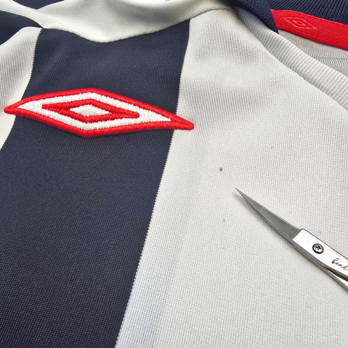 2007/08 West Bromwich Albion Home Football Shirt (L) Umbro 21 Phillips - Football Finery - FF304312