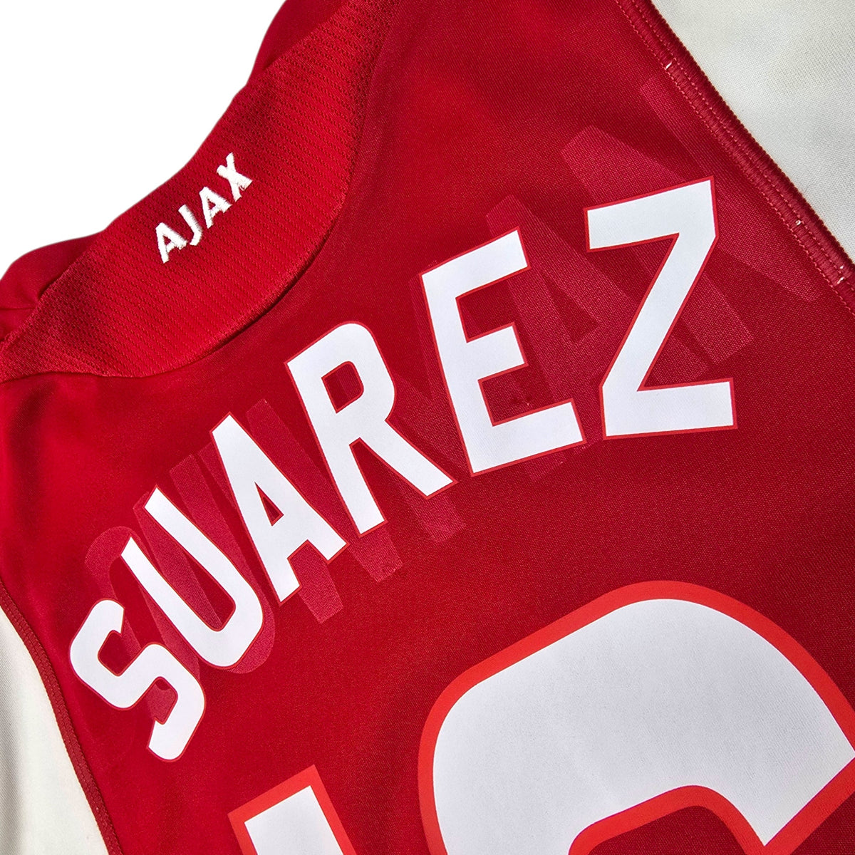 2008/09 Ajax Home Football Shirt (L) Adidas 16 Suarez - Football Finery - FF306661