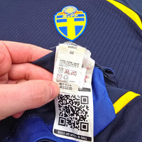 2008/09 Sweden Away Football Shirt (M) Umbro 10 Ibrahimovic - Football Finery - FF305374