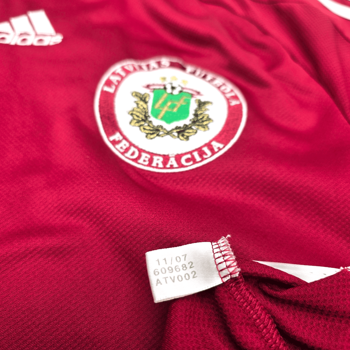 2008/10 Latvia Home Football Shirt (M) Adidas - Football Finery - FF303263
