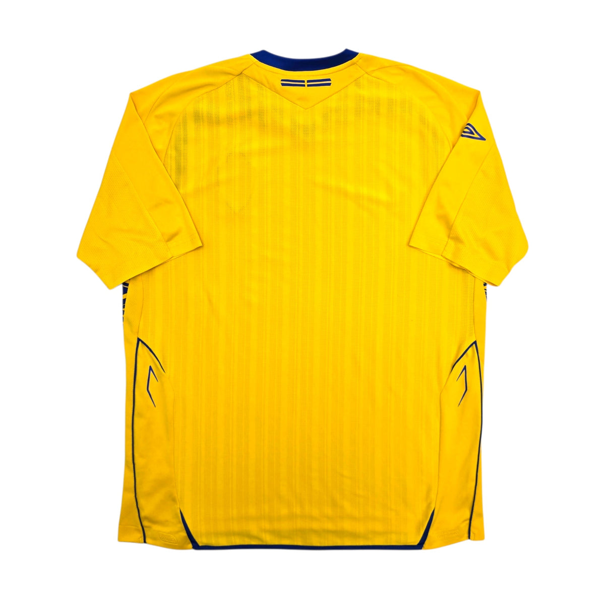 2008/10 Sweden Home Football Shirt (XL) Umbro - Football Finery - FF304236