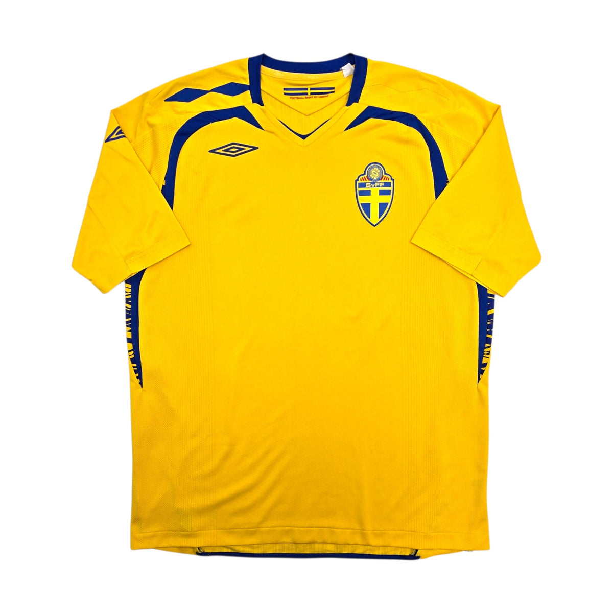 2008/10 Sweden Home Football Shirt (XL) Umbro - Football Finery - FF304236