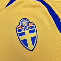 2008/10 Sweden Home Football Shirt (XL) Umbro - Football Finery - FF304236