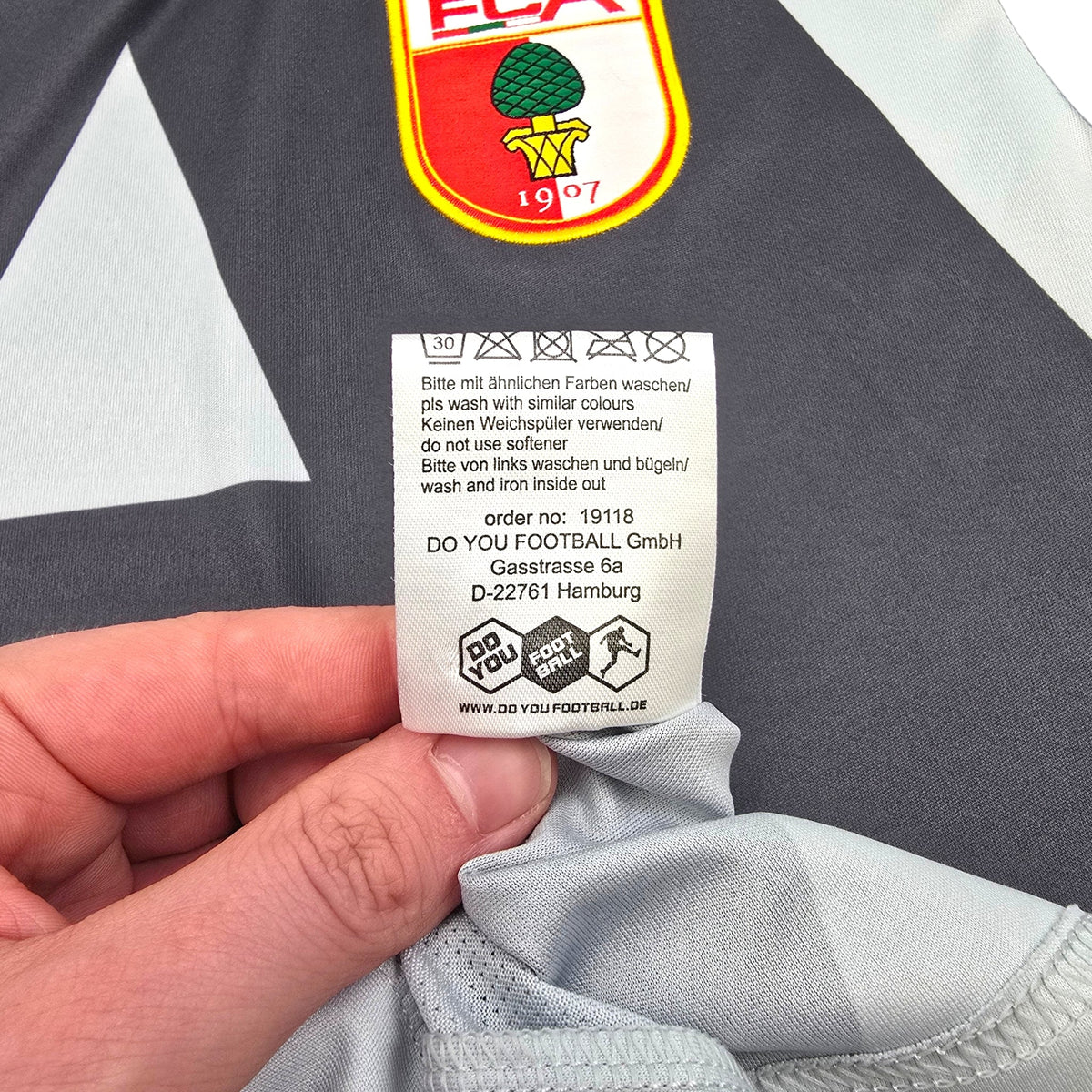 2009/10 Augsburg Third Football Shirt (M) Do You Football (BNWTs) - Football Finery - FF304905