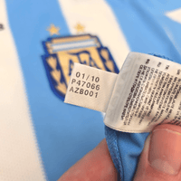 2010/11 Argentina Home Football Shirt (L) Adidas 10 Messi - Football Finery - FF302387