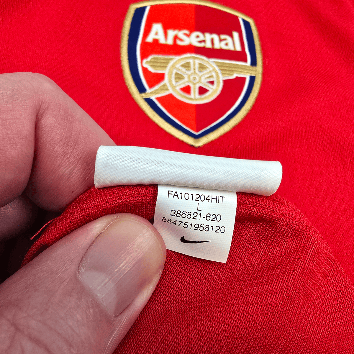 2010/11 Arsenal Home Football Shirt (L) Nike 14 Walcott - Football Finery - FF303384