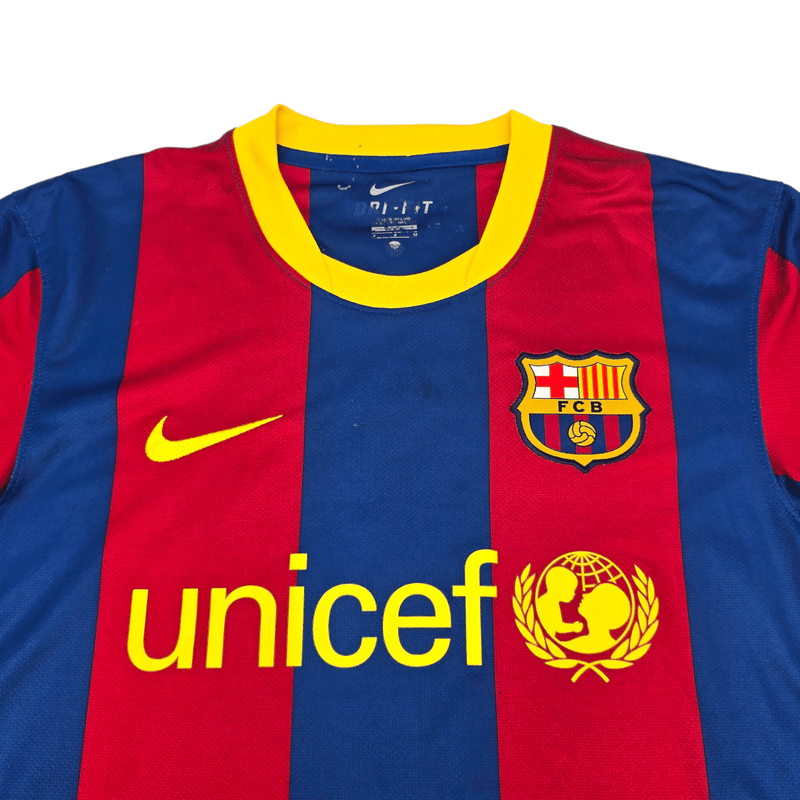2010/11 Barcelona Home Football Shirt (M) Nike 10 Messi - Football Finery - FF302471