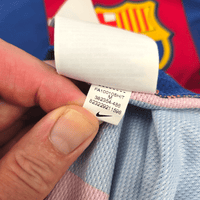 2010/11 Barcelona Home Football Shirt (M) Nike 10 Messi - Football Finery - FF302471