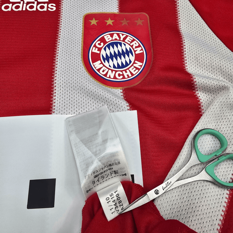 2010/11 Bayern Munich Home Football Shirt (S) Adidas 7 Ribery - Football Finery - FF302484
