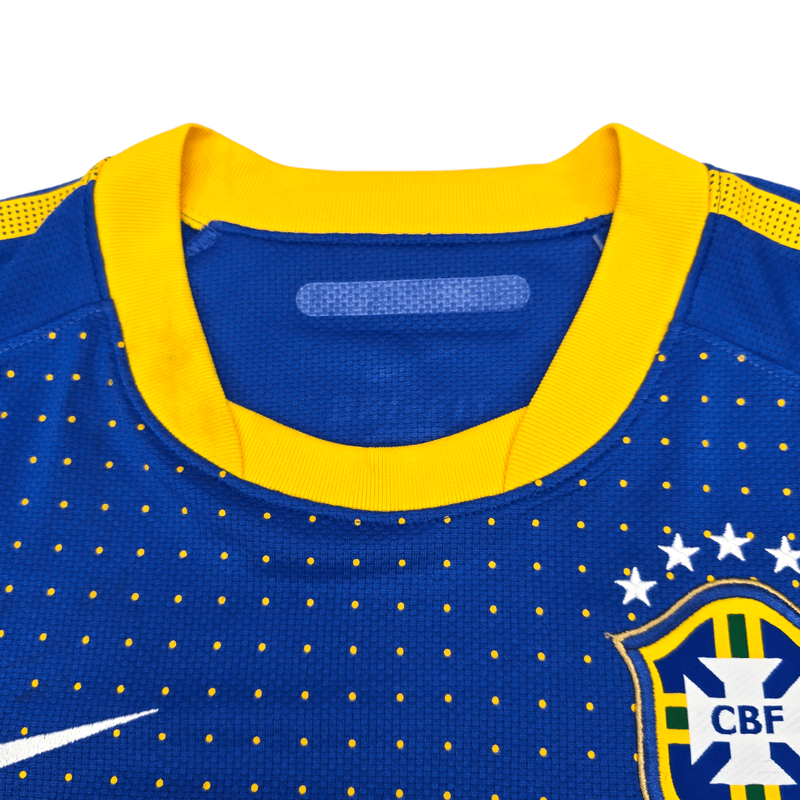 2010/11 Brazil Away Football Shirt (S) Nike 10 Kaka - Football Finery - FF302493