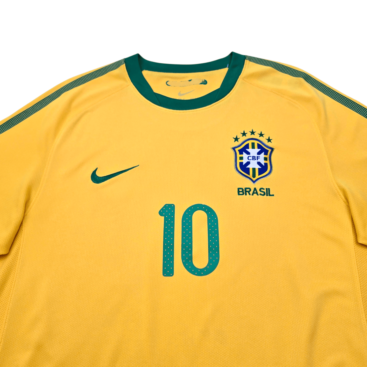 2010/11 Brazil Home Football Shirt (L) Nike 10 Ronaldinho - Football Finery - FF303275