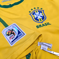 2010/11 Brazil Home Football Shirt (M) Nike 9 L.Fabiano - Football Finery - FF302494