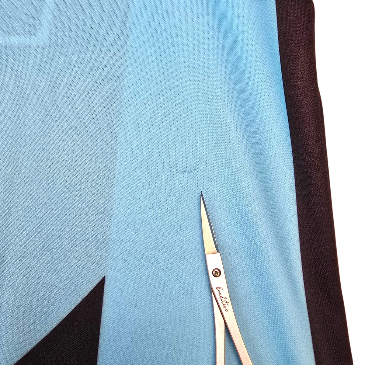 2010/11 Cambridge United Away Football Shirt (L) Errea - Football Finery - FF305545