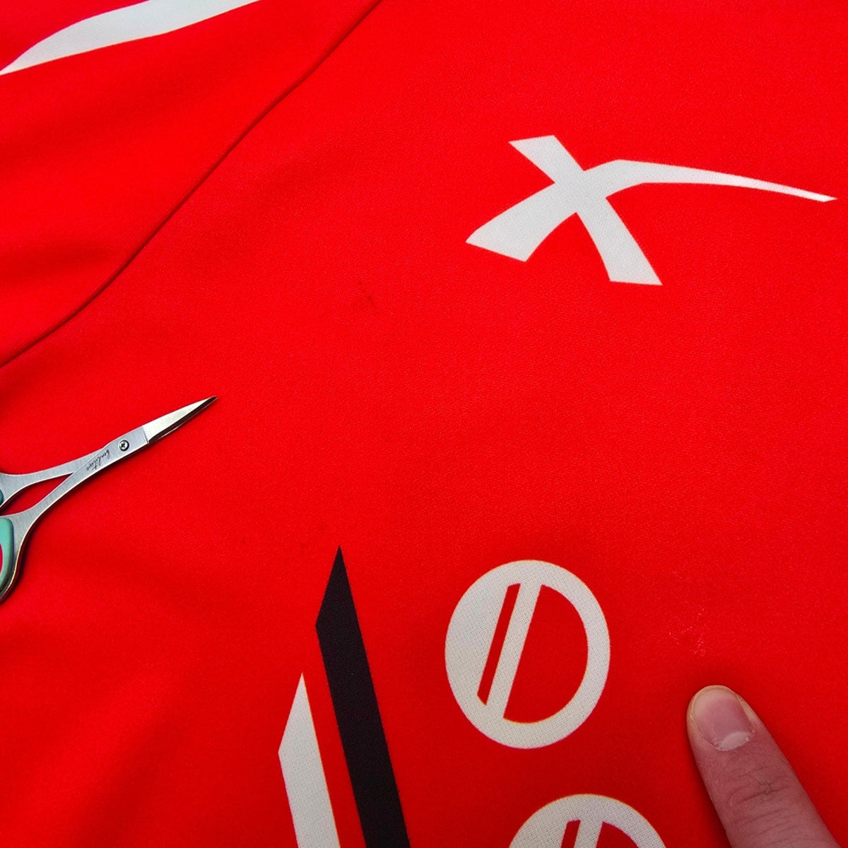 2010/11 Ebbsfleet United Special Edition Football Shirt (M) Blades 12 - Football Finery - FF307150