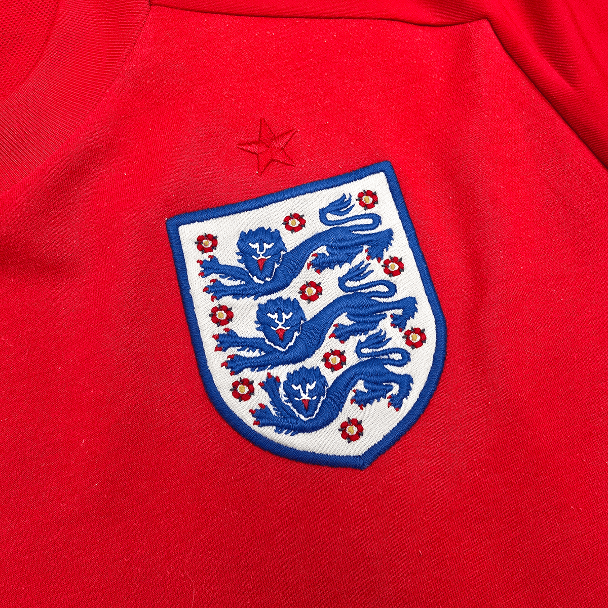 2010/11 England Away Football Shirt (L) Umbro 4 Gerrard - Football Finery - FF301646